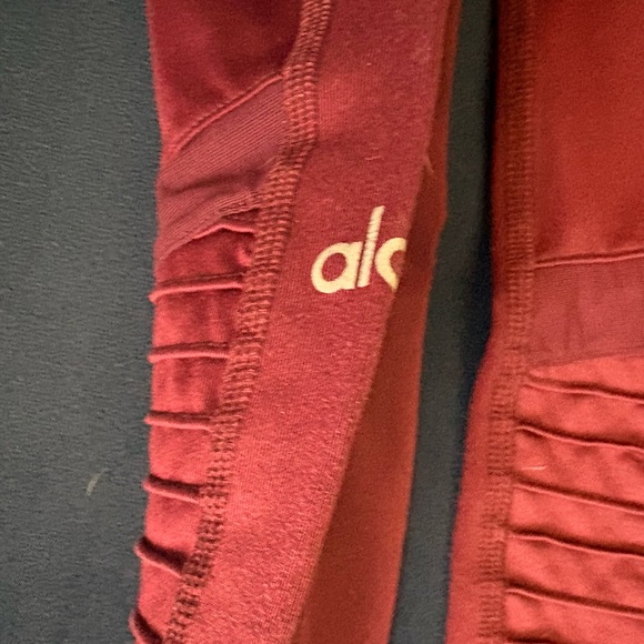 ALO Yoga Dark Red Moto Leggings S - Picture 4 of 5